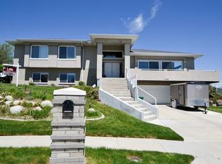 1106 W High Pine Cir, Riverton, UT 84065