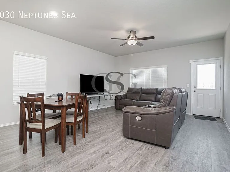 3030 Neptunes Sea — Photo 10