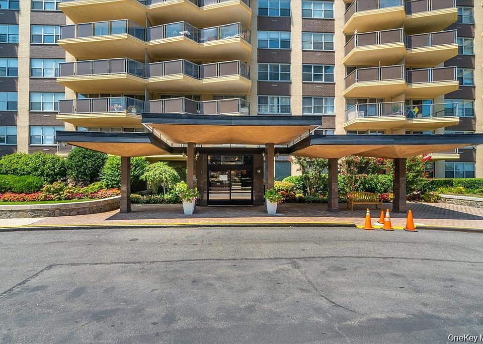 17-85 215 Street #12M, Bayside, NY 11360 | MLS #1024522 | Zillow