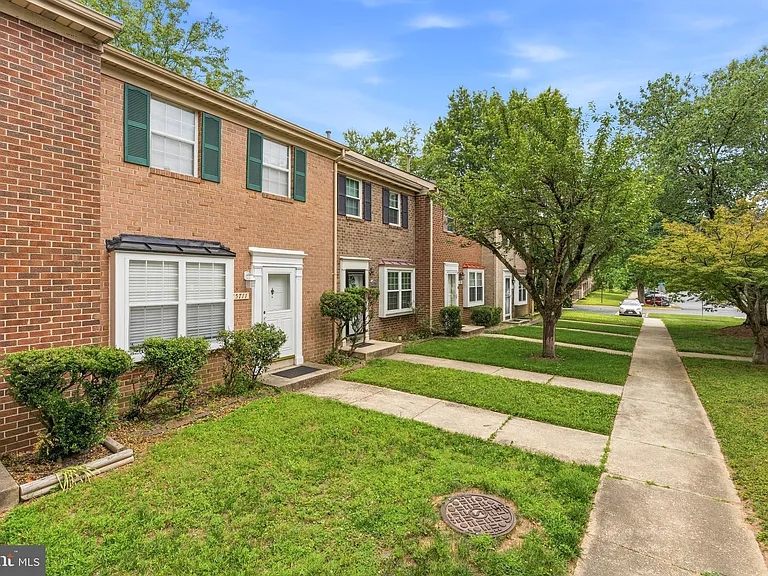 15711 Ambiance Dr — Photo 28