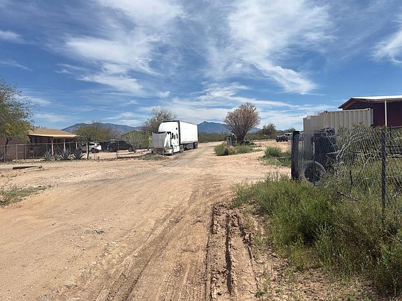 4th image of 5846 E Klafter Rd