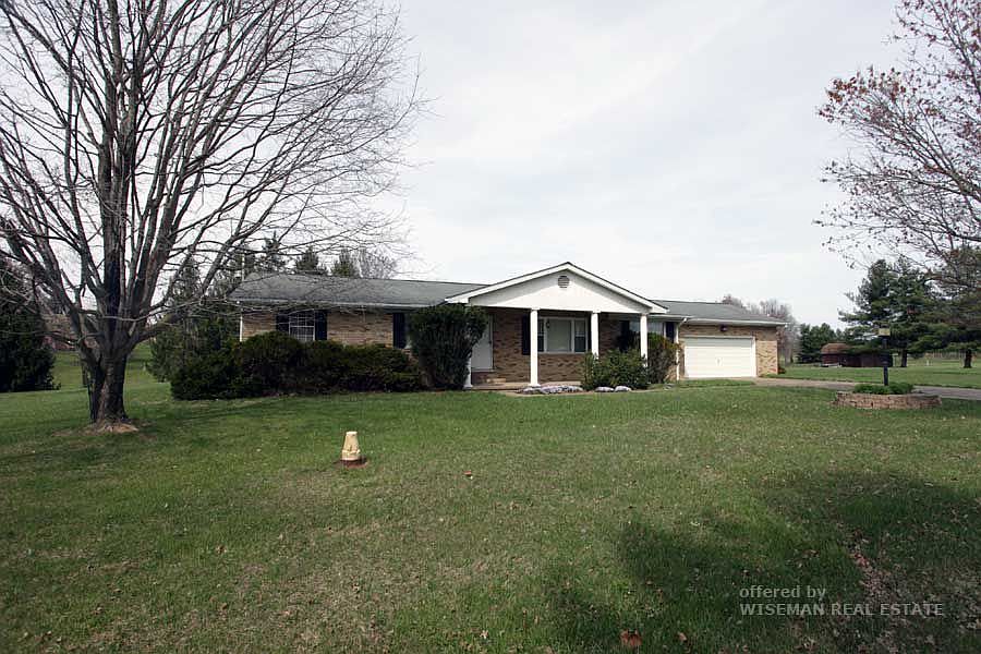 1st image of 95 Scarlet Dr