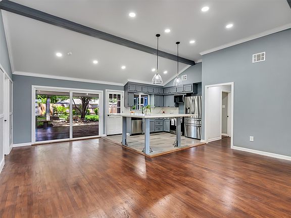 4th image of 5402 Libbey Ln