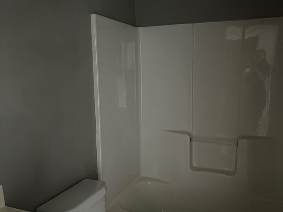 5th image of 405 E Pershing Ave #B