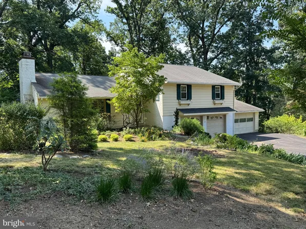 325 Greene Rd, Berwyn, PA 19312