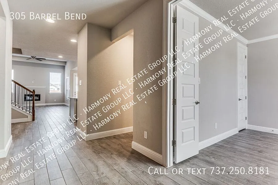 Gorgeous 2 story executive home in Oaks at San Gabriel - Georgetown — Photo 3
