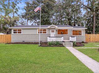 1111 Old Trail Rd, Beaufort, SC 29902