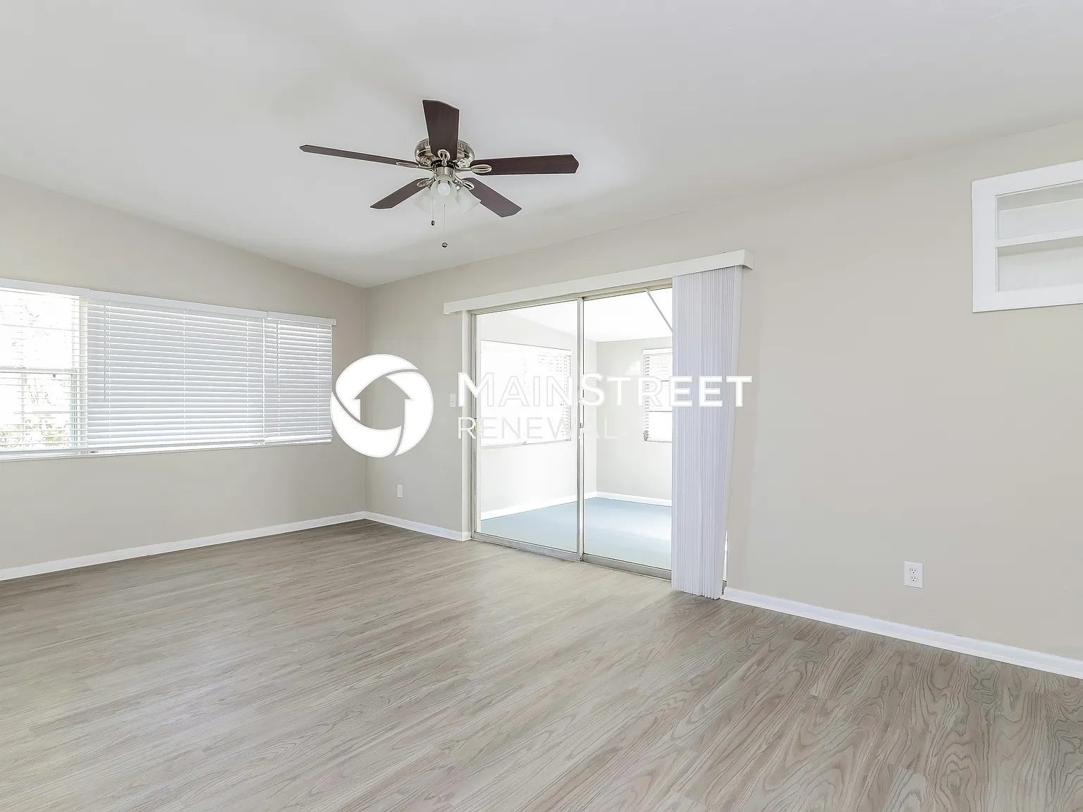 3668 Schwalbe Dr — Photo 3