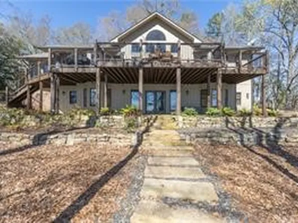 861 Durham Brown Rd, Seneca, SC 29678