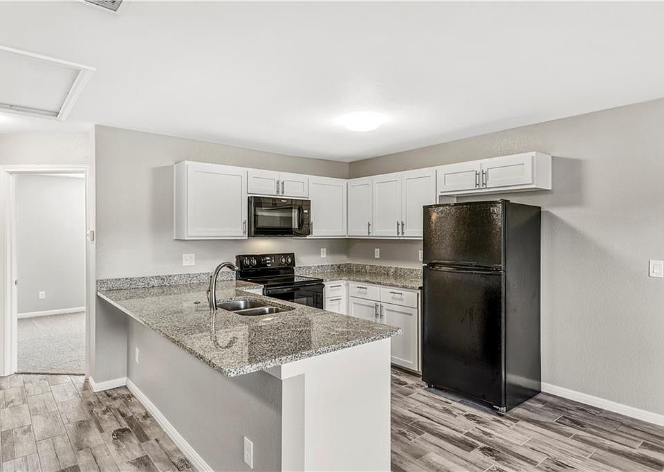 1st image of 21422 Santa Carlo Ave