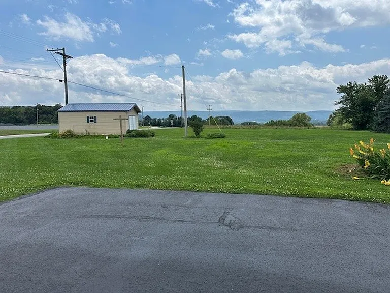 5404 State Route 25 — Photo 20