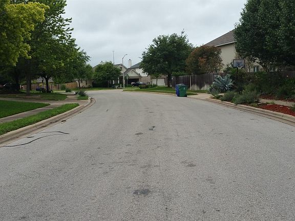 5th image of 1216 Parker Pl