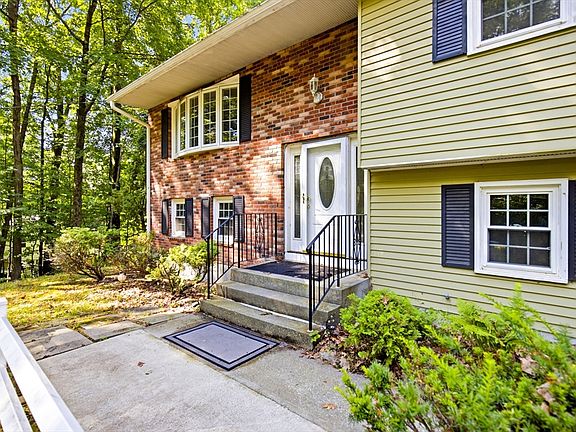 2nd image of 198 Hollis Rd