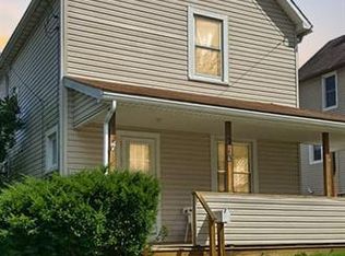 713 6th St, Ellwood City, PA 16117