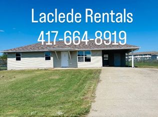 1121 Lake Dr, Lebanon, MO 65536
