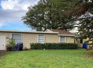 2443 NW 6th Ct, Pompano Beach, FL 33060