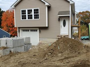 220 Manila Ave, Woonsocket, RI 02895