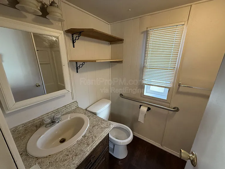 Stonecrest Rentals — Photo 10