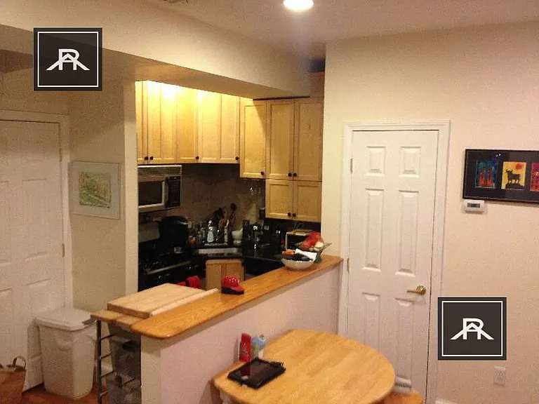 191 Winthrop Rd #4 — Photo 15
