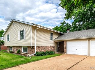 12798 Highstone Dr, Saint Louis, MO 63146