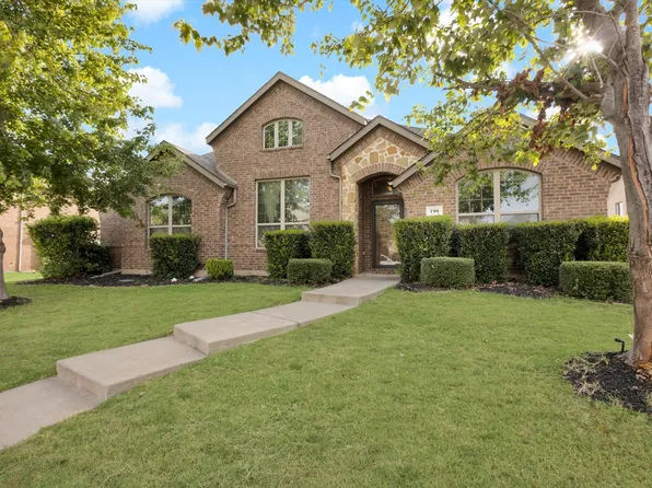 716 Saddlebrook Dr, Desoto, TX 75115