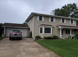 3509 Crestview Dr, Appleton, WI 54915