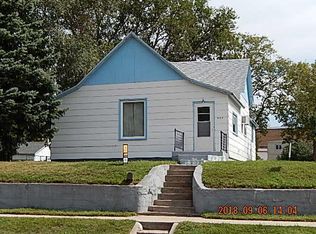 409 S Main St, Chamberlain, SD 57325