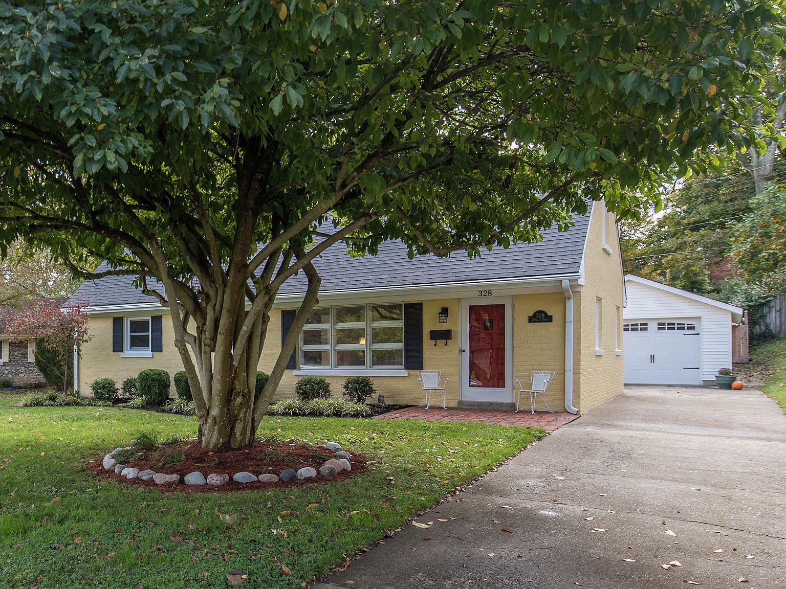 328 Zandale Dr, Lexington, KY 40503 Zillow