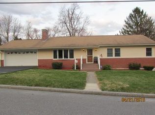 12 Sunny Hill Dr, Worcester, MA 01602