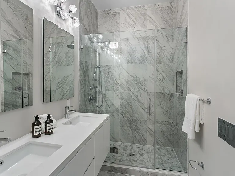 1819 Vernon St NW #3 — Photo 13