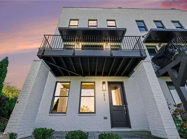 1073 Robert Smalls Way, Atlanta, GA 30318