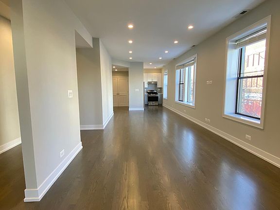 5th image of 3058 N Greenview Ave #K2