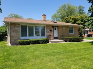 916 S Chestnut Ave, Arlington Heights, IL 60005