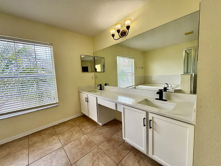 11106 Kempton Vista Dr — Photo 6