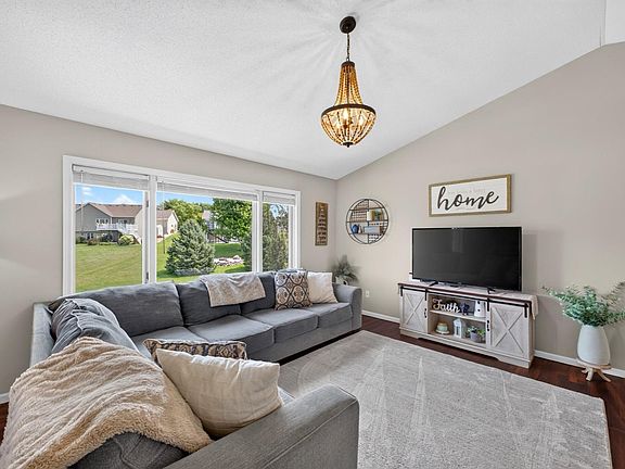 5th image of 6170 Stonebrooke Ln SW