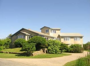 140 Oceanview Ave, Charlestown, RI 02813