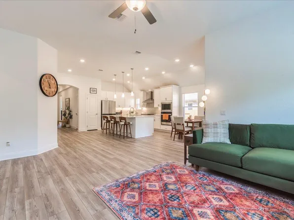 286 Muddy Creek Way, Kyle, TX 78640