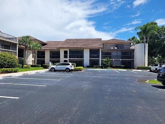 4th image of 3200 Twin Lakes Ter APT 103