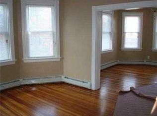 746 Douglas Ave, Providence, RI 02904