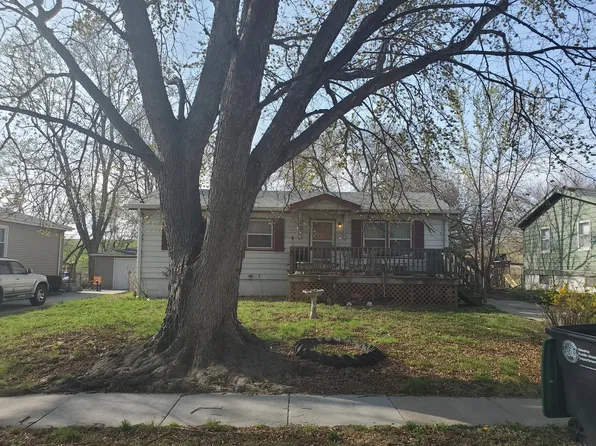 8713 C St, Omaha, NE 68124