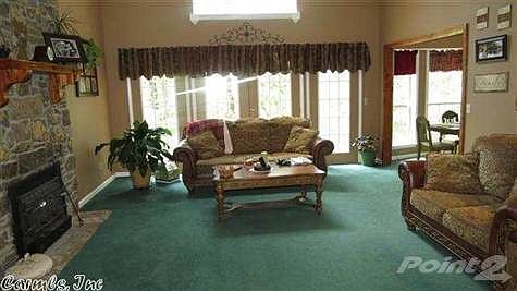 4th image of 180 Linden Ln