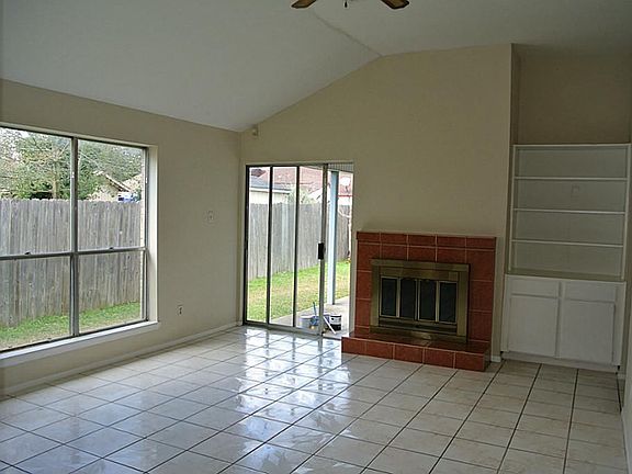2nd image of 13158 Pebblewalk Cir S