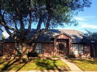 6873 Younger Dr, The Colony, TX 75056
