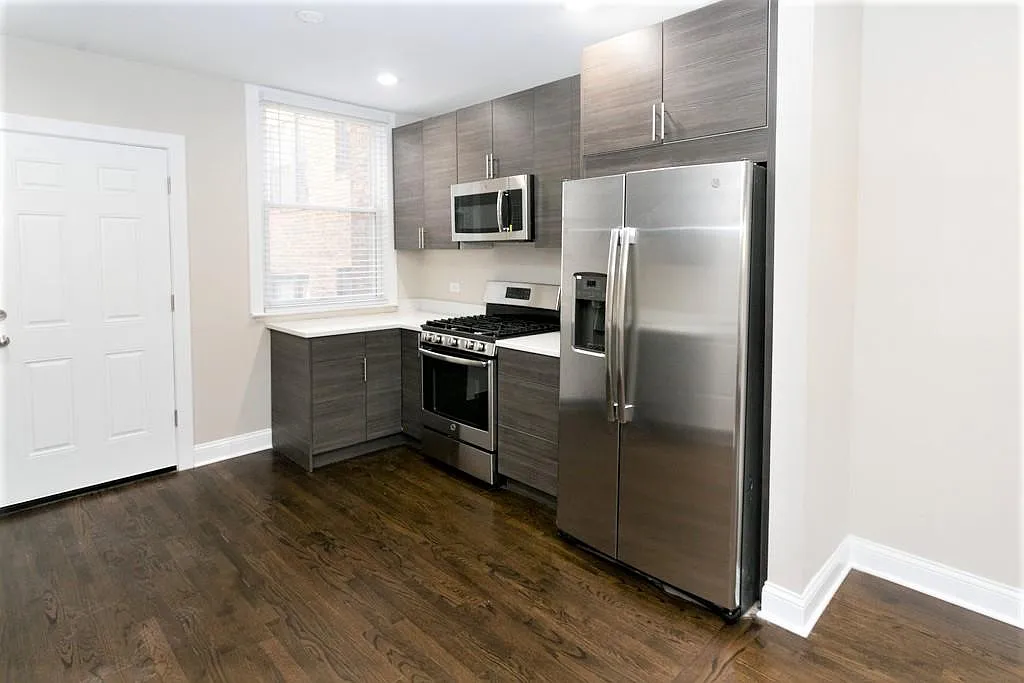2 bed, 1500 sqft, $3,295 — Photo 2