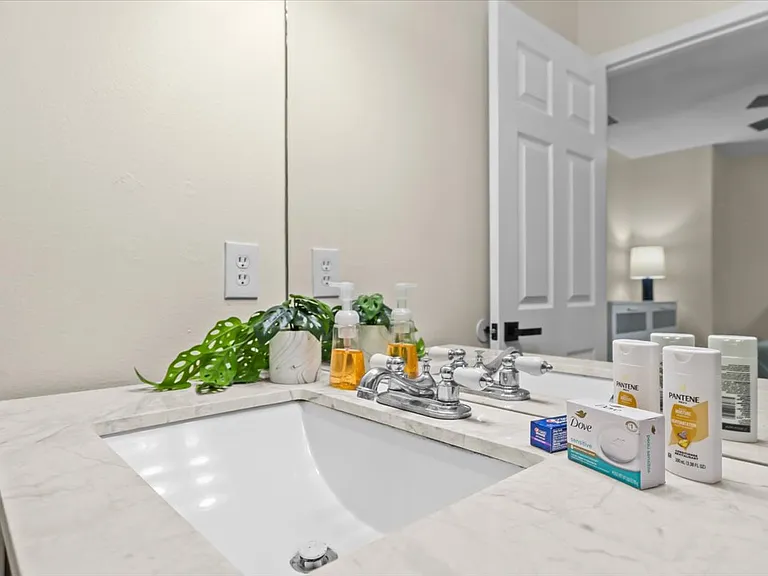 7318 S Kissimmee St — Photo 31