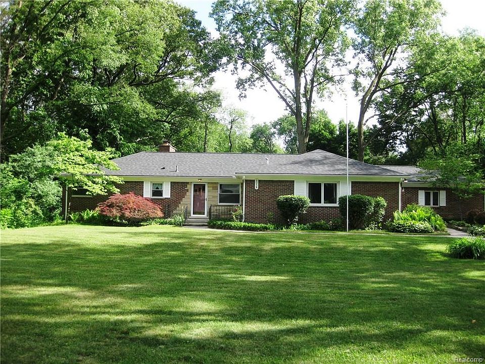 1st image of 4059 Lincoln Dr
