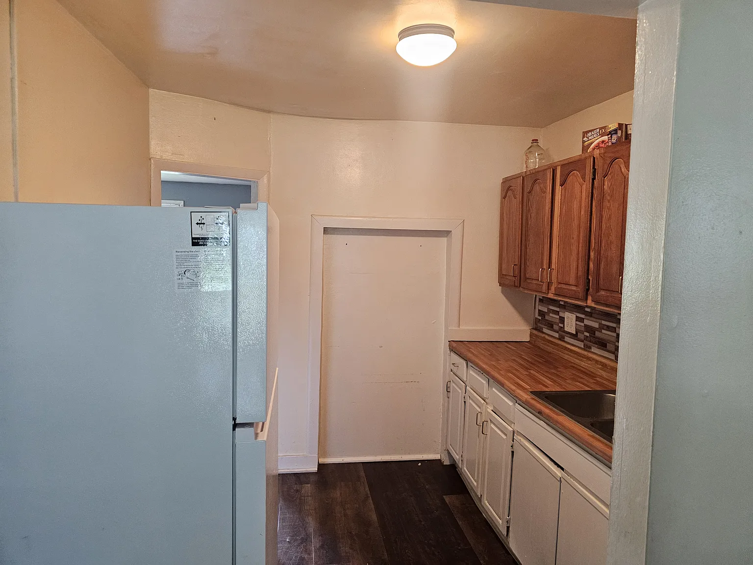2 bed, 950 sqft, $2,200 — Photo 3