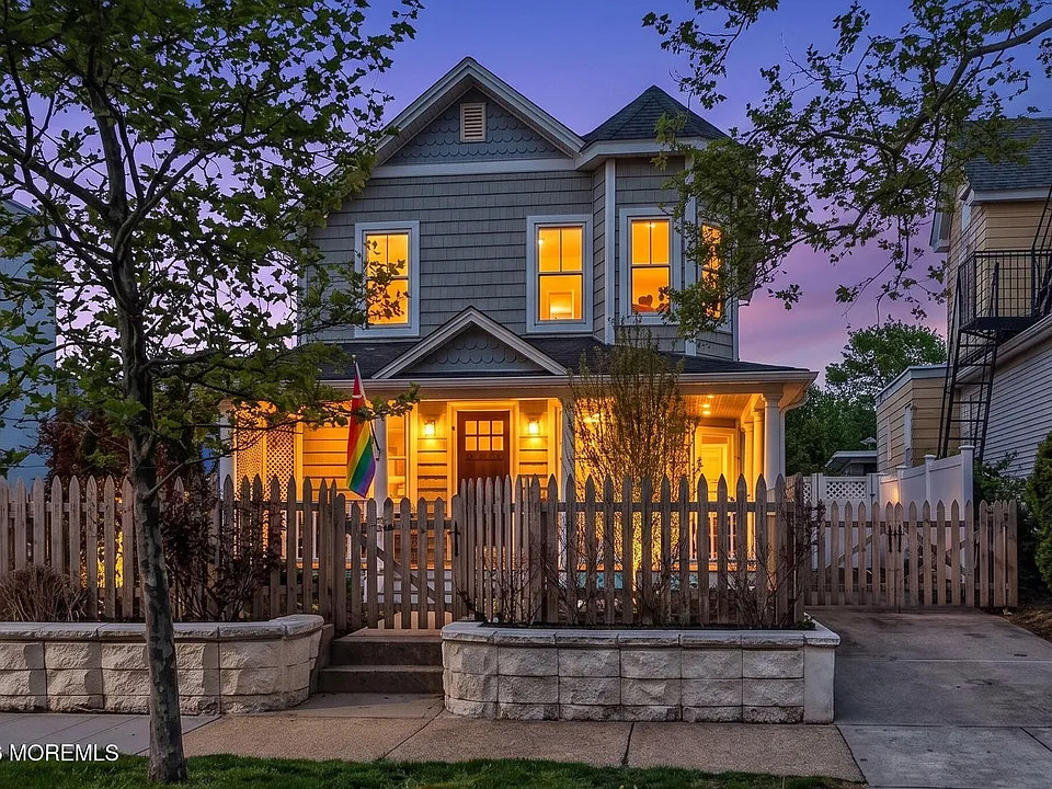 403 Sewall Ave