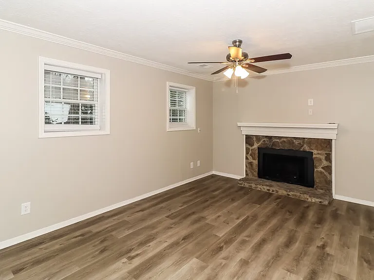 140 Birch Rill Dr — Photo 12