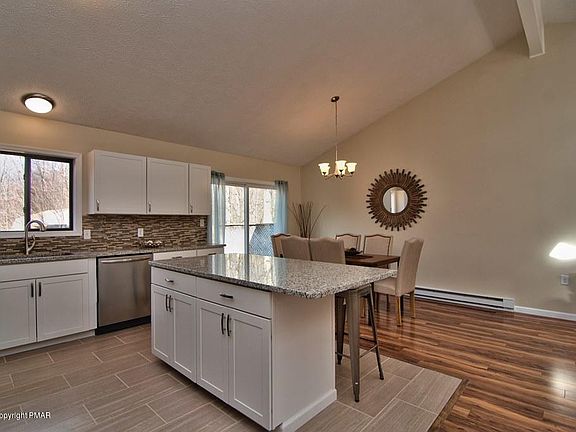 4th image of 12420 Mountain Laurel Dr